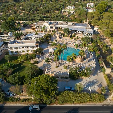 Eden Resort Country أُجينتو المظهر الخارجي الصورة