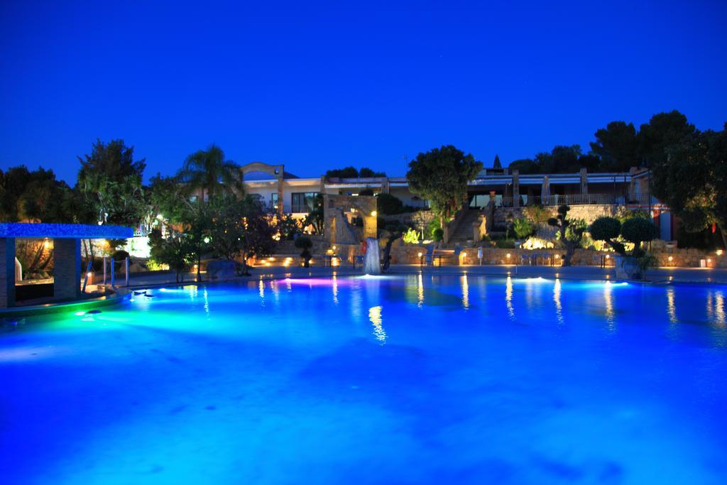 Eden Resort Country أُجينتو المظهر الخارجي الصورة