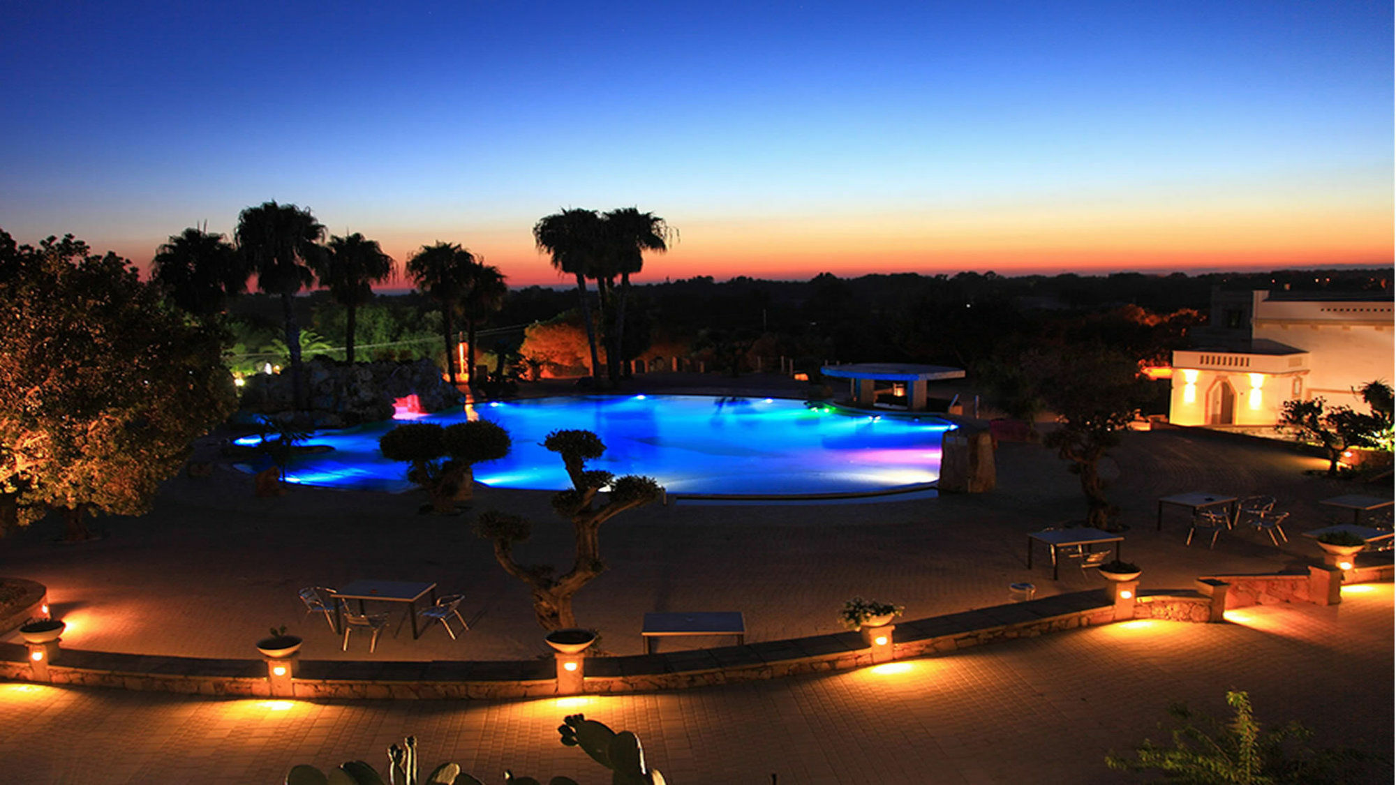 Eden Resort Country أُجينتو المظهر الخارجي الصورة